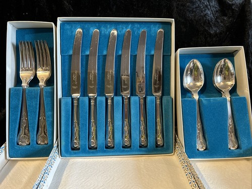 Six place setting smith - place, of