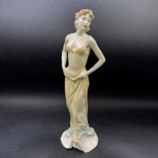 Royal Doulton  CHERISHED MEMORIES 12" Figurine HN 4265 2001 P. PARSON'S Ornament