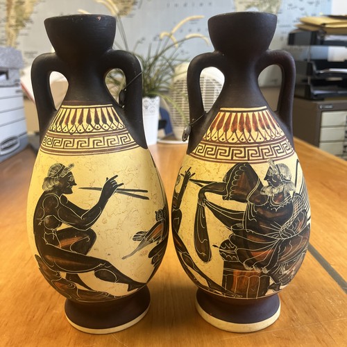 Greek vases pair of - ,,