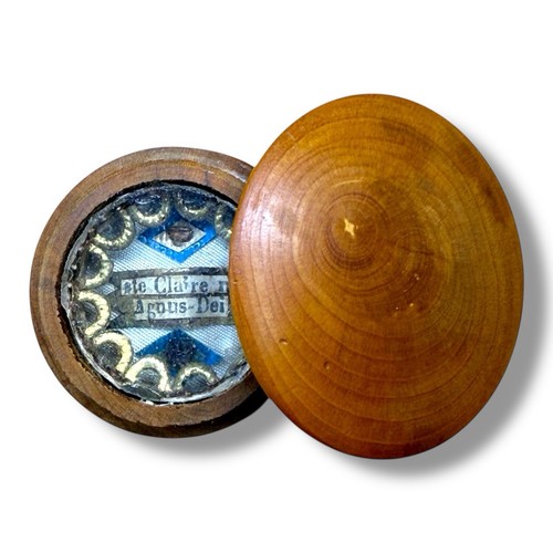 Reliquary clare agnus - reliquary,