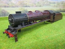 MAINLINE ROYAL SCOT LOCO AND TENDER BODY LMS RED LIVERY 00 GAUGE