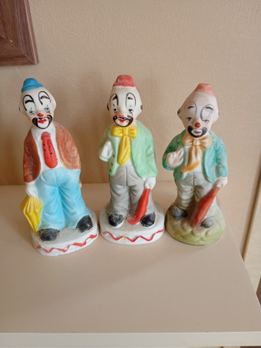 Vintage ceramic clowns 5nch - vintage,