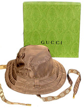NEW IN BOX GORGEOUS LUXURY