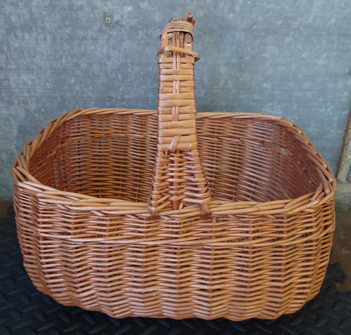 Vintage wicker basket - vintage,