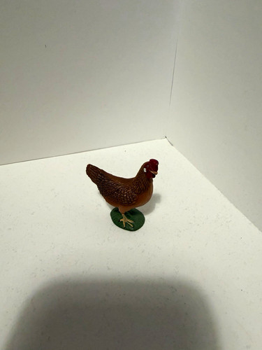 Schleich chicken plastic - chicken,