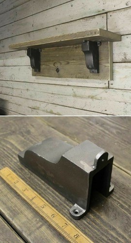 Rustic cast iron - , corbel