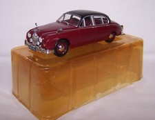 Jaguar Mk2 Maroon Inspector
