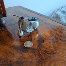 XONEX Vespa Scooter ~Diecast