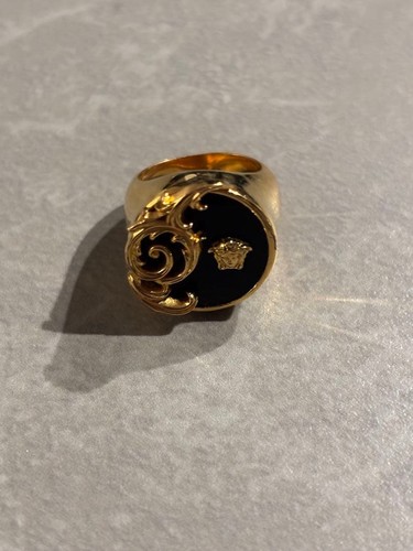 Versace medusa ring - gold, black