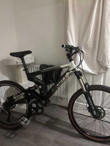 Mountain bike full - full, suspension