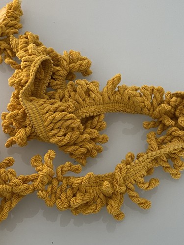 Bright gold vintage bullion - gold,