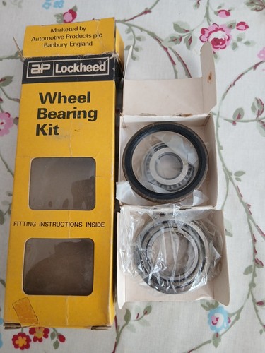 Lockheed front wheel - lockheed,