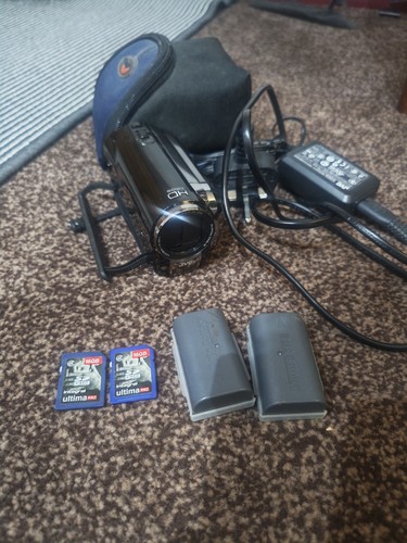 Jvc hm200 camcorder bundle - gz-hm200,