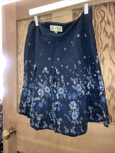 Ladies fat face - face, skirt