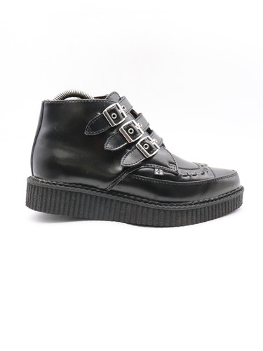 3 buckle pointed - t.u.k.,