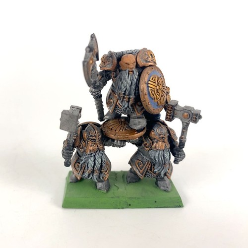 Dwarf lords shield bearers - x1,