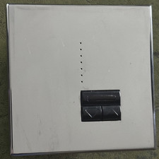 Lutron Rania - RISU 452 -