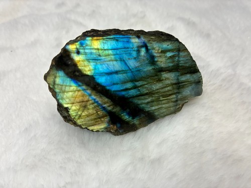 Flashy labradorite freeform - flashy,