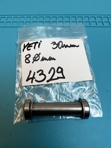 Yeti titanium rear - titanium,