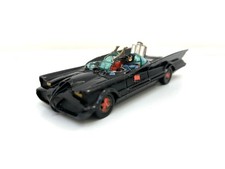 Corgi 267 Batmobile With