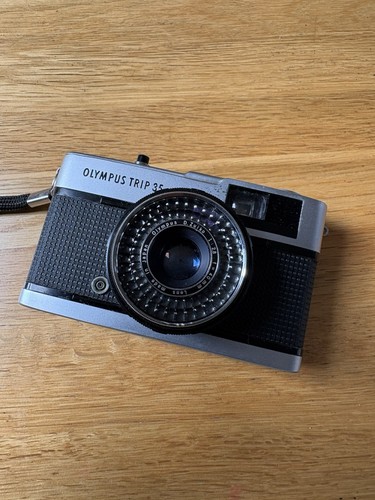 Olympus trip film camera - 35,