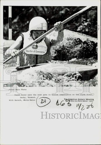 Press photo kayak - racer, at