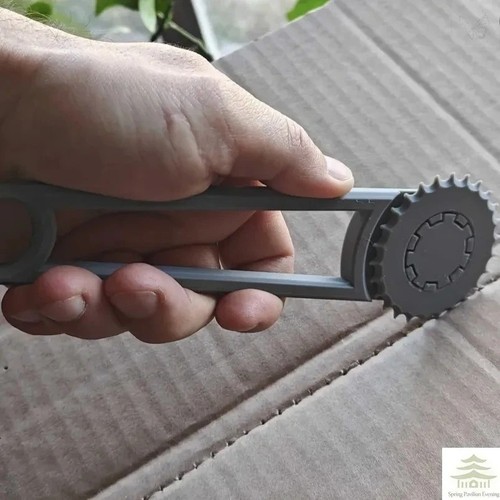 Punch tool for cardboard - tool,