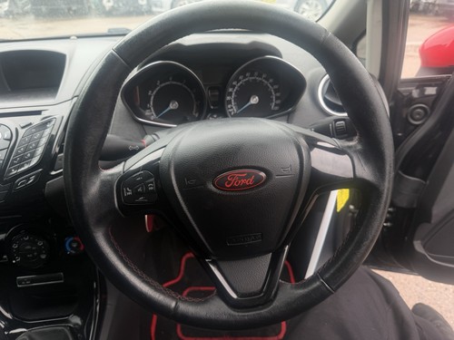 Ford fiesta mk7 - st, line