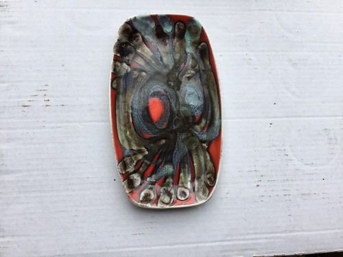 Poole pottery delphis pin - poole,