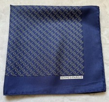 HERMÈS POCKET SQUARE
