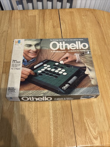 Vintage othello board - vintage, by