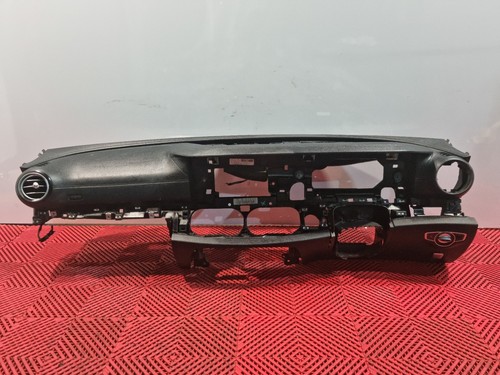 Mercedes class dashboard - mercedes,