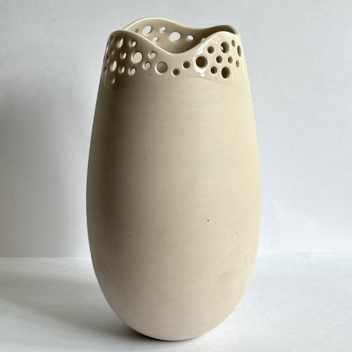 British studio pottery vase - british,