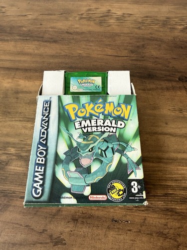 Original pokémon emerald game - original,