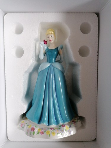 Royal doulton disney showcase - disney,
