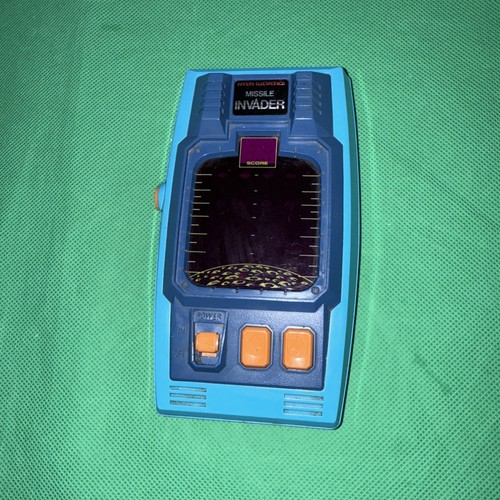 Bandai missile invader - bandai, vintage