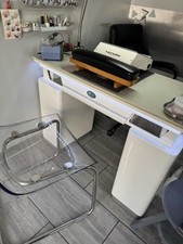Professional MANICURE TABLE NAILS DESK TABLE