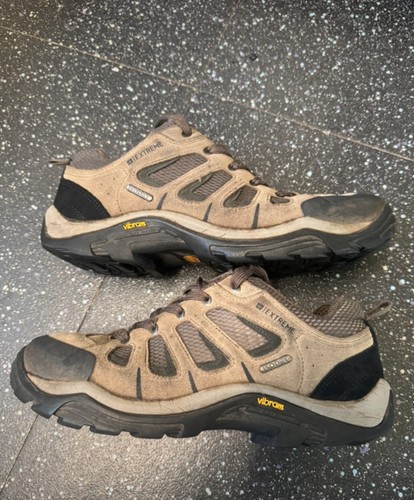 Mountain warehouse field - warehouse,