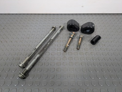 Yamaha yzf engine mounting - yamaha,