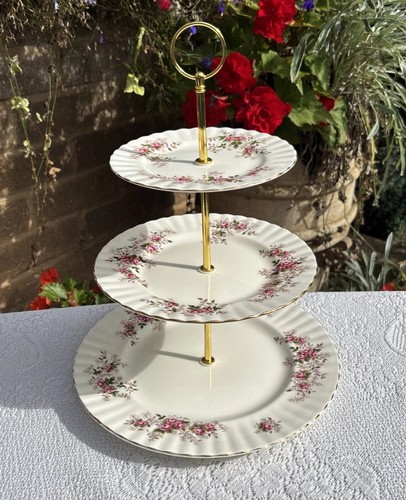 Pretty vintage royal albert - vintage,