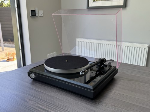 Pink triangle export - pink, turntable