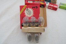BUNDLE OF VINTAGE FLASH BULBS - PHILIPS & MAZDA