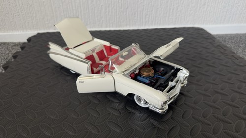 Maisto cadillac eldorado - maisto,