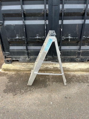 Tread step ladder steps - step,