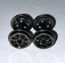 2x Hornby R8100 (or similar) OO Gauge Metal 8 Spoke Wagon/ Coach Wheels / Axles