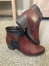 Ladies Size 5 Pavers Ankle