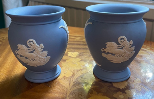 Wedgwood blue jasperware set - blue,