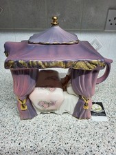 The Teapottery Ltd 4-Poster Bed With Teddy Teapot *LIMITED EDITION*