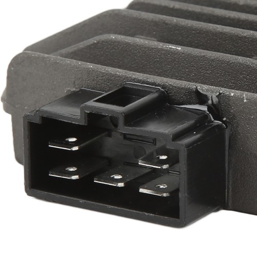 Voltage regulator regulated - voltage,