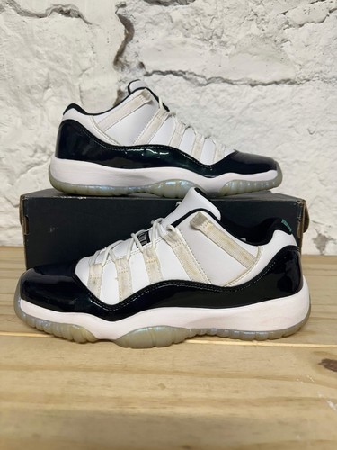 Air jordan low emerald gs - 11,